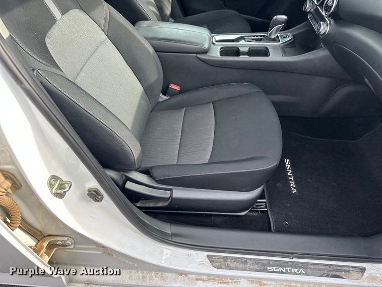 image for item OJ9943 2021 Nissan Sentra 