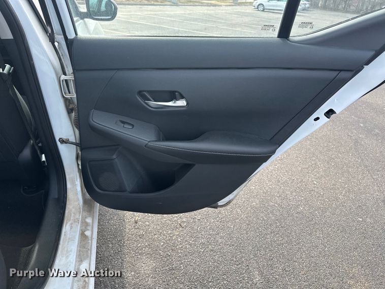 image for item OJ9943 2021 Nissan Sentra 