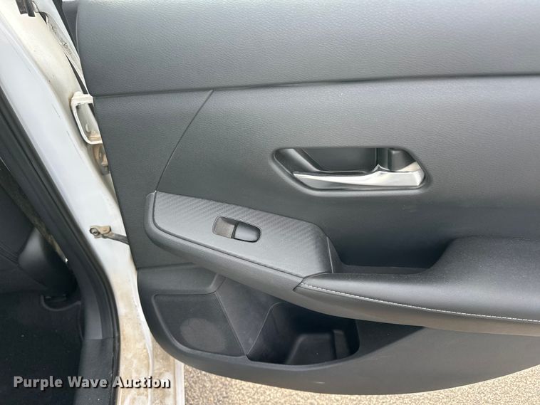 image for item OJ9943 2021 Nissan Sentra 