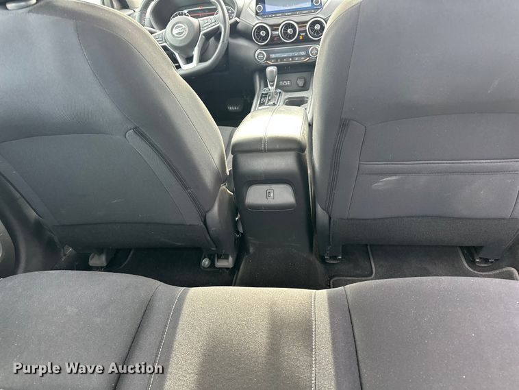 image for item OJ9943 2021 Nissan Sentra 