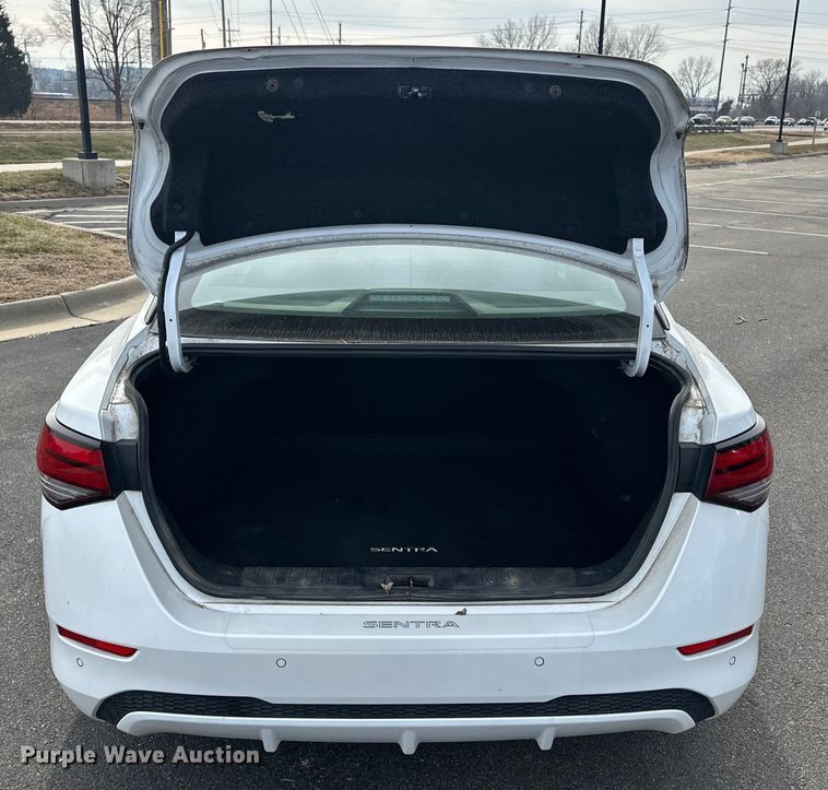 image for item OJ9943 2021 Nissan Sentra 