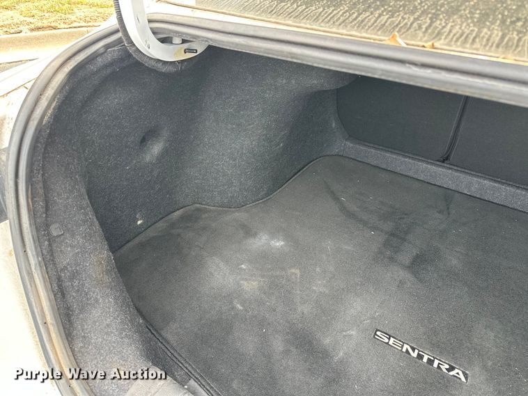 image for item OJ9943 2021 Nissan Sentra 