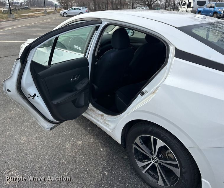 image for item OJ9943 2021 Nissan Sentra 