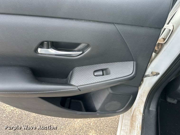 image for item OJ9943 2021 Nissan Sentra 