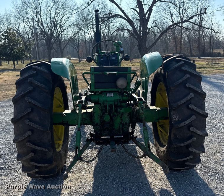 image for item DQ4197 1959 John Deere 435 tractor