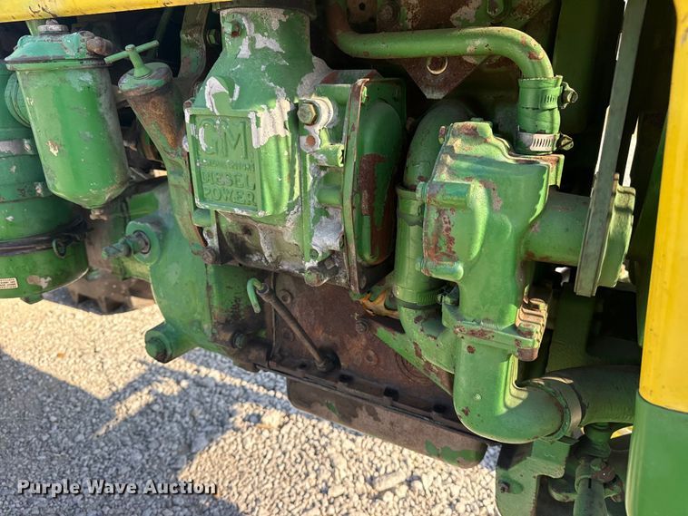 image for item DQ4197 1959 John Deere 435 tractor