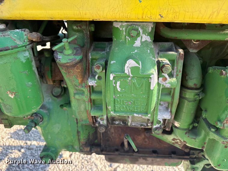 image for item DQ4197 1959 John Deere 435 tractor