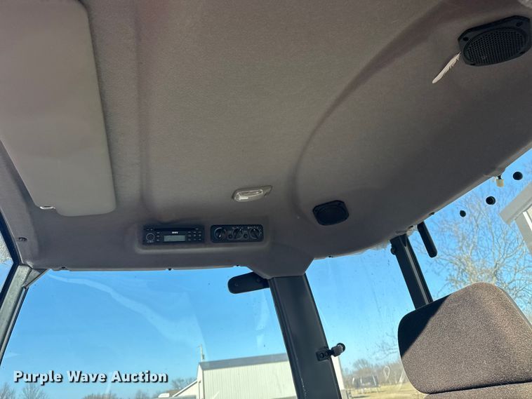 image for item DQ4198 Kubota M8560 MFWD tractor