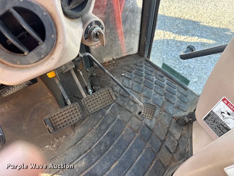 image for item DQ4198 Kubota M8560 MFWD tractor