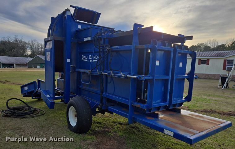 image for item DU2660 GFC Bale Band-It 100 small square baler