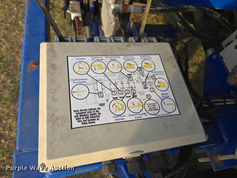 image for item DU2660 GFC Bale Band-It 100 small square baler