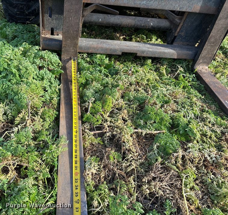 image for item DW7394 1997 New Holland L865 Turbo skid steer loader