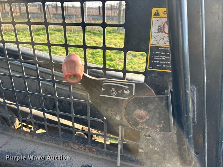 image for item DW7394 1997 New Holland L865 Turbo skid steer loader