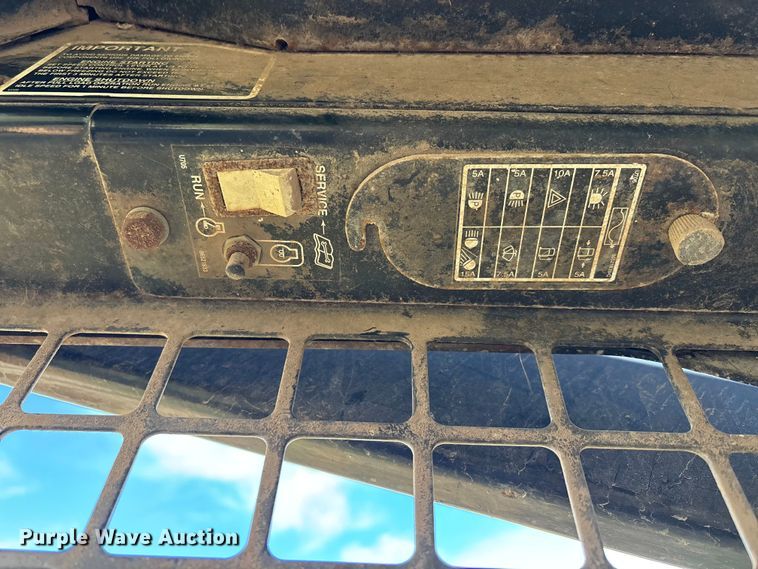 image for item DW7394 1997 New Holland L865 Turbo skid steer loader