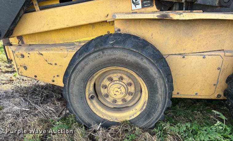 image for item DW7394 1997 New Holland L865 Turbo skid steer loader