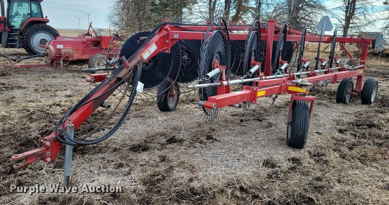image for item EA2759 Case WRX301 hay rake