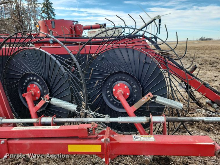 image for item EA2759 Case WRX301 hay rake