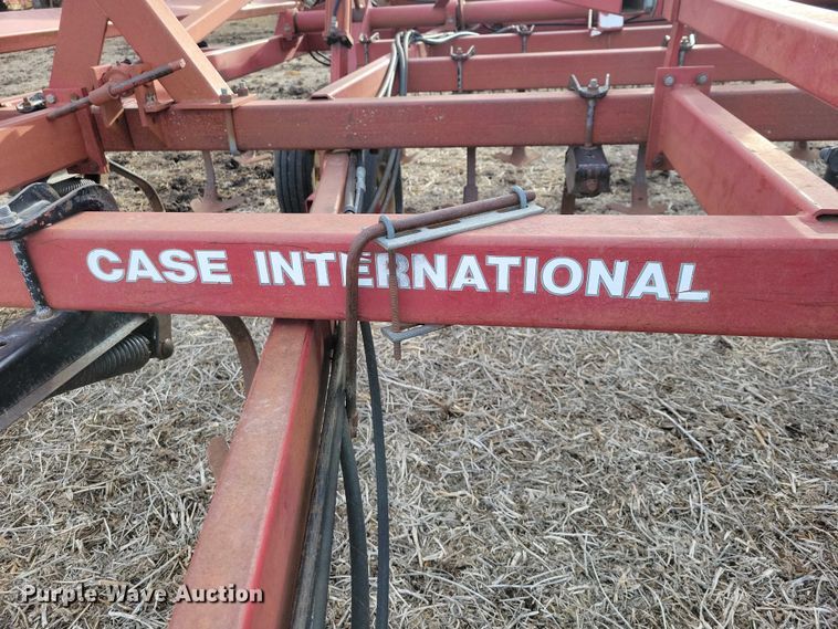 image for item EA2762 Case IH 4800 field cultivator