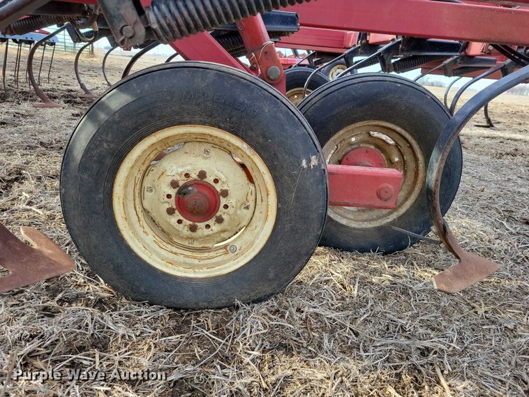 image for item EA2762 Case IH 4800 field cultivator