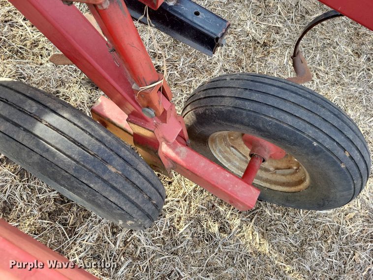 image for item EA2762 Case IH 4800 field cultivator