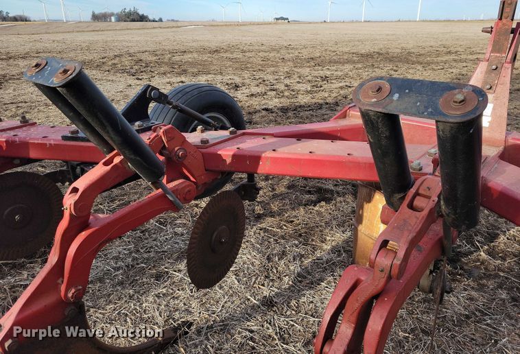 image for item EA2763 Case IH 14 ripper
