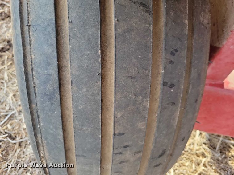 image for item EA2788 Case IH 1250 feed grinder/mixer