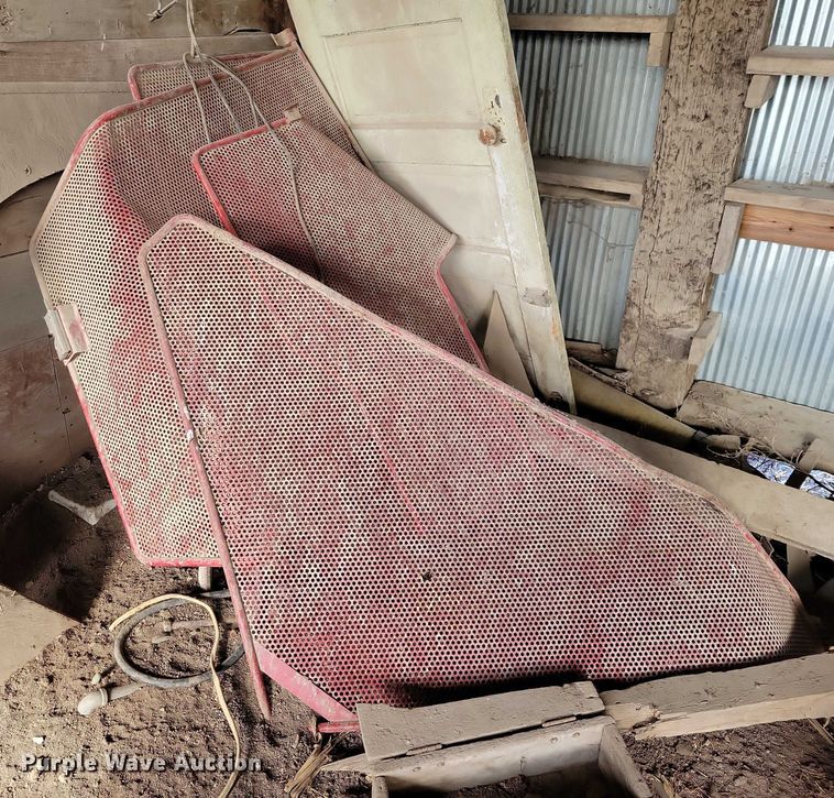 image for item EA2792 Case IH 2188 Axial Flow RWA combine