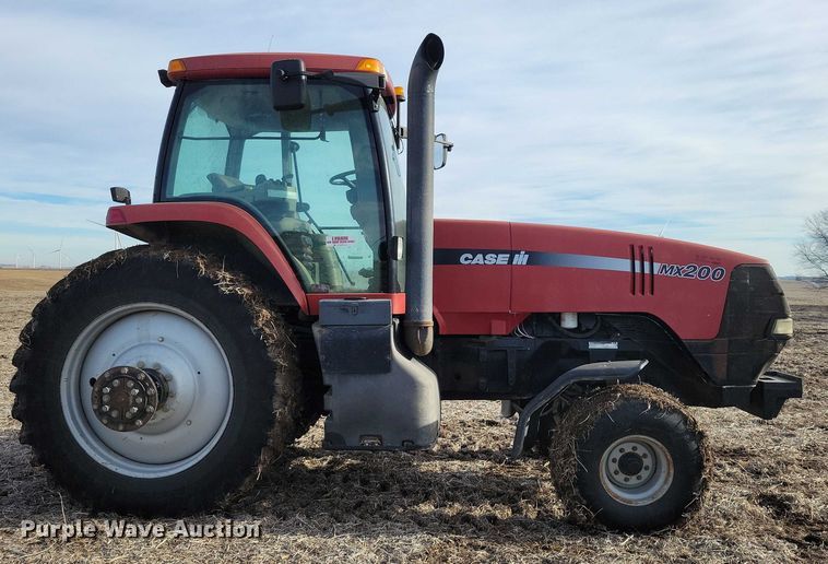 image for item EA2793 2001 Case IH MX200 tractor