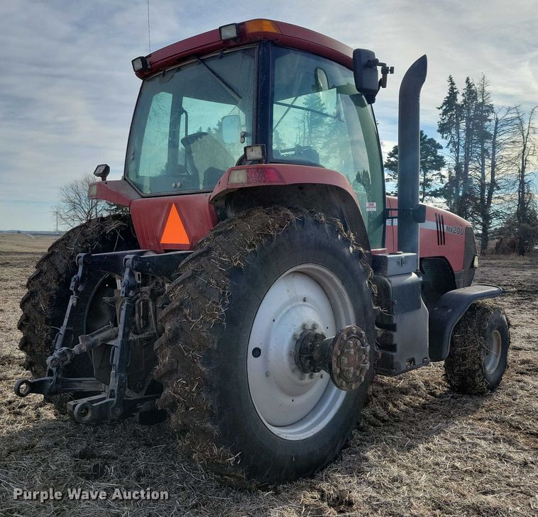 image for item EA2793 2001 Case IH MX200 tractor