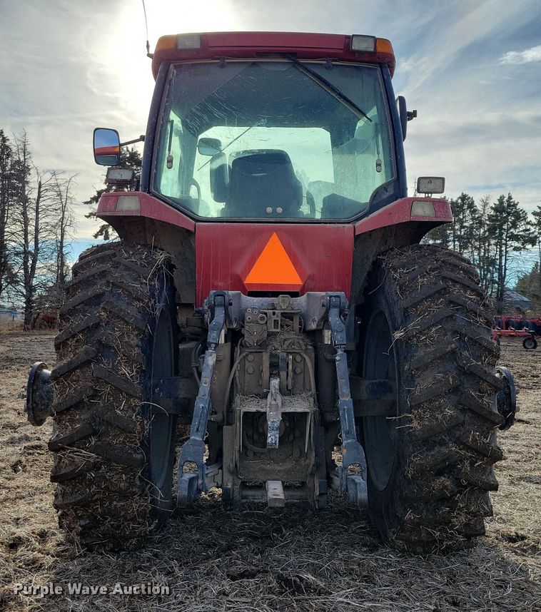 image for item EA2793 2001 Case IH MX200 tractor