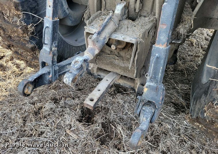 image for item EA2793 2001 Case IH MX200 tractor