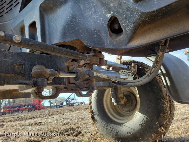 image for item EA2793 2001 Case IH MX200 tractor