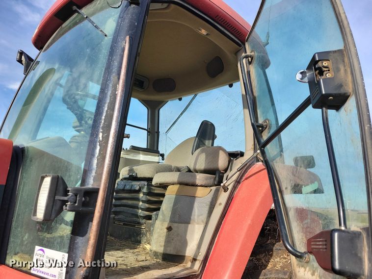 image for item EA2793 2001 Case IH MX200 tractor
