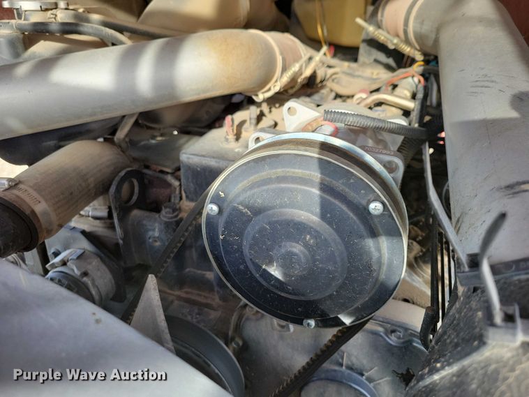 image for item EA2793 2001 Case IH MX200 tractor