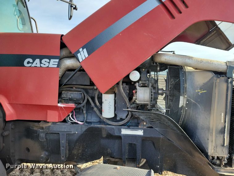 image for item EA2793 2001 Case IH MX200 tractor