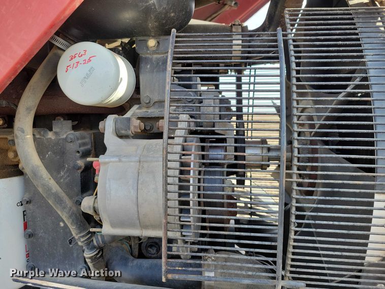 image for item EA2793 2001 Case IH MX200 tractor