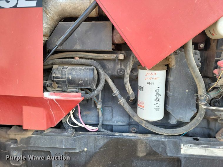 image for item EA2793 2001 Case IH MX200 tractor