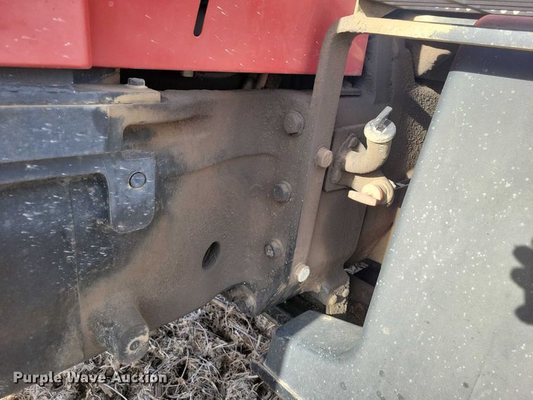 image for item EA2793 2001 Case IH MX200 tractor