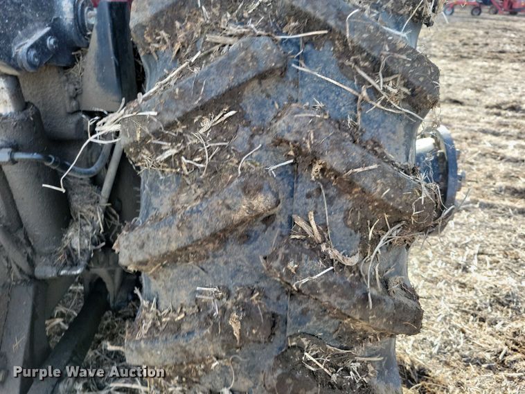 image for item EA2793 2001 Case IH MX200 tractor