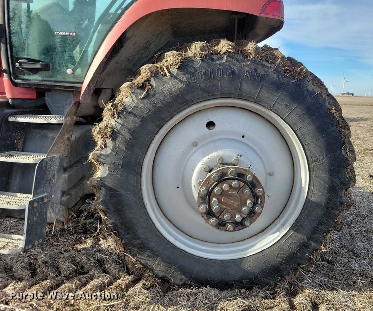 image for item EA2793 2001 Case IH MX200 tractor