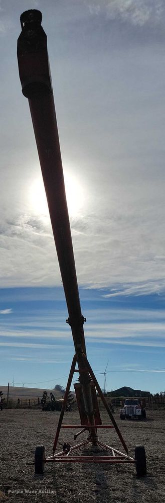 image for item EA2796 Kewannee auger