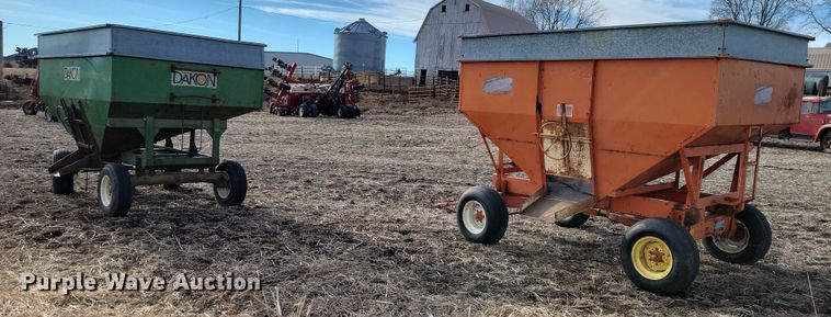 image for item EA2799 (2) gravity wagons