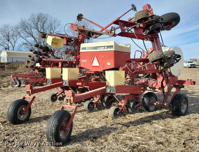 image for item EA2801 Case IH 955 Cyclo Air planter