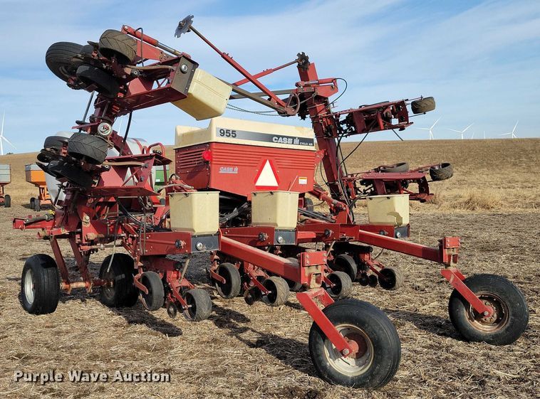 image for item EA2801 Case IH 955 Cyclo Air planter