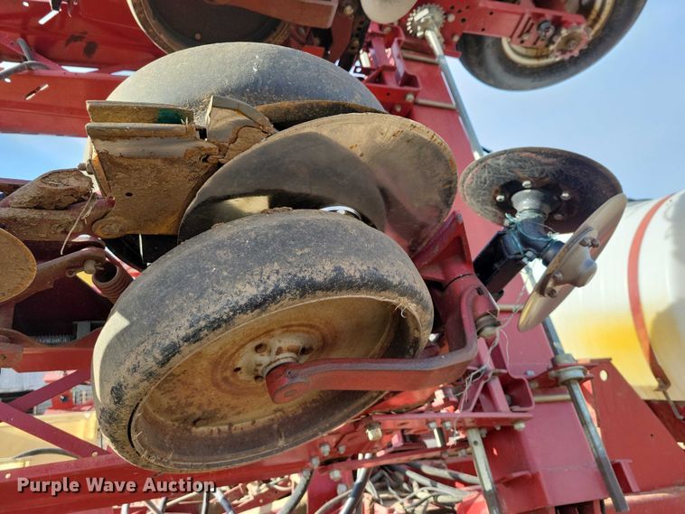 image for item EA2801 Case IH 955 Cyclo Air planter