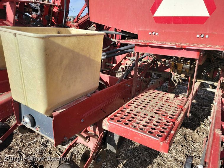 image for item EA2801 Case IH 955 Cyclo Air planter