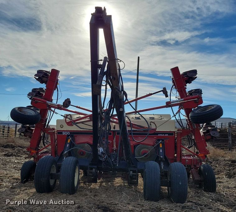 image for item EA2802 Case IH 900 Cyclo Air planter