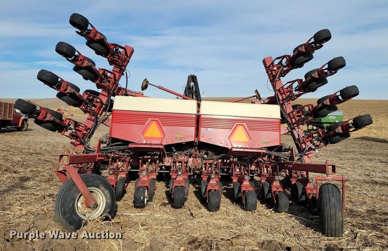 image for item EA2802 Case IH 900 Cyclo Air planter