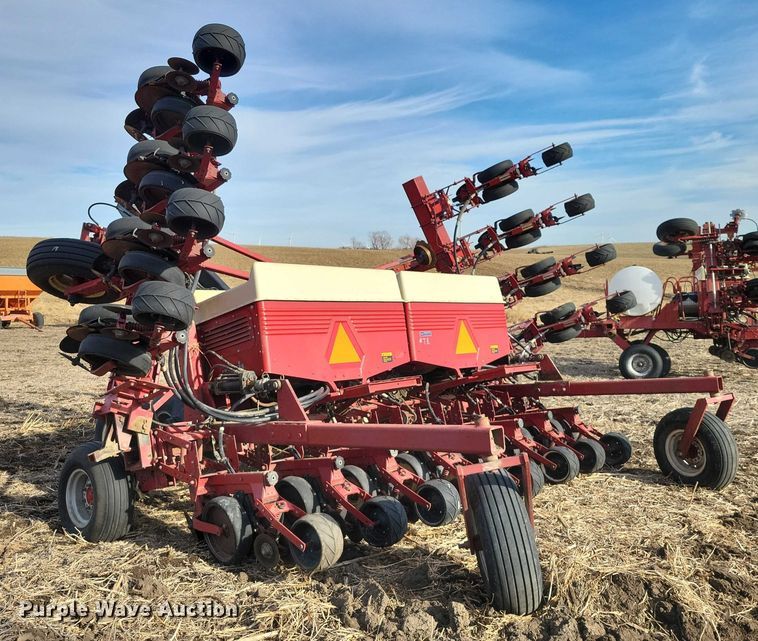 image for item EA2802 Case IH 900 Cyclo Air planter