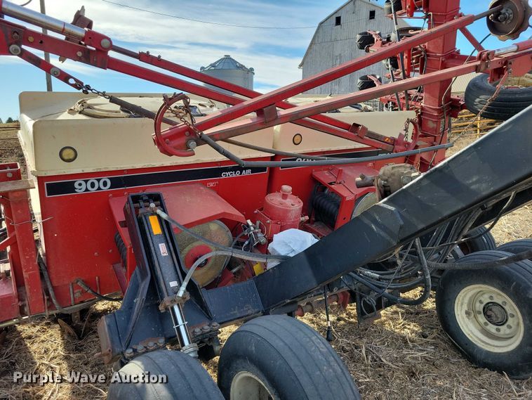 image for item EA2802 Case IH 900 Cyclo Air planter